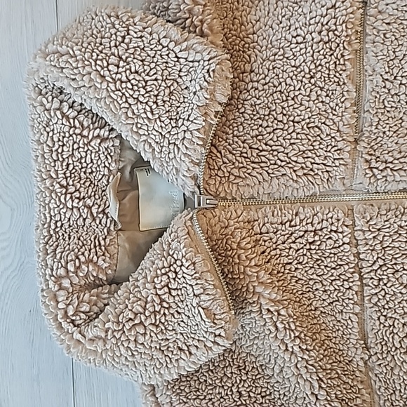 Wilfred Teddy Sherpa Jacket - Picture 4 of 16